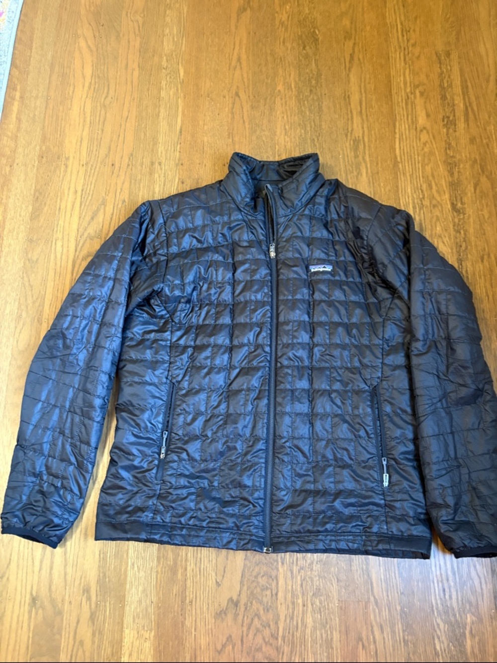 Patagonia men’s Nano Black Puffer Jacket - size large
